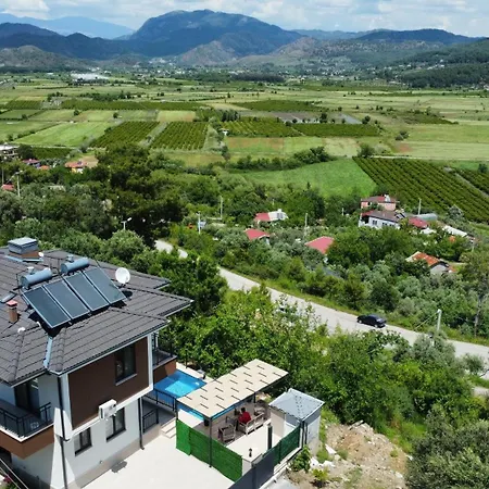 빌라 Villa Verde *